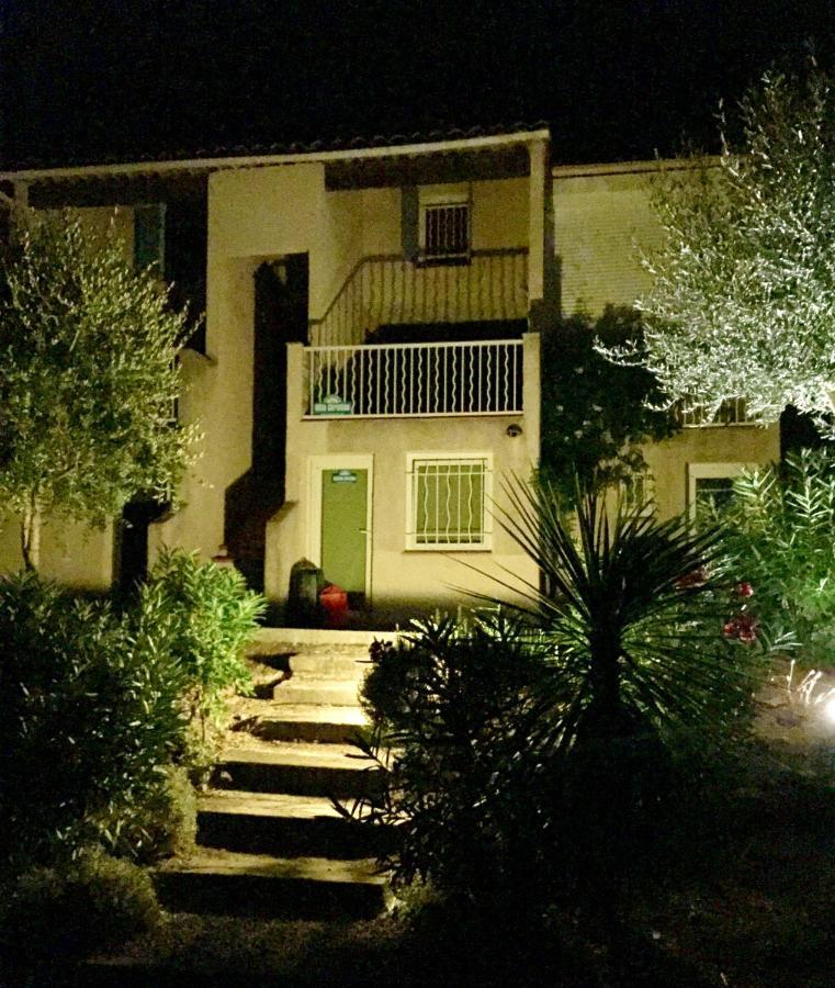 Maison Charmante A Cogolin Avec Vue Sur La Mer Et Piscine 外观 照片